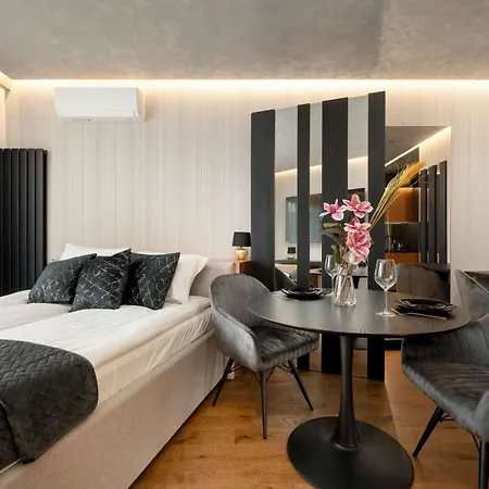 Luxury Sikorskiego Close To Wroclaw's Market Square By Renters Prestige * Wrocław